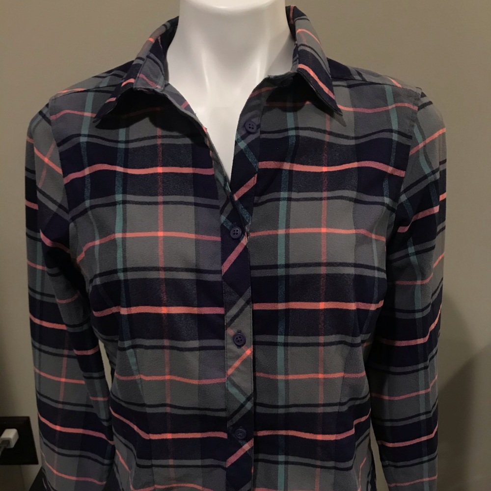 Columbia Flannel Button a down Sz. M